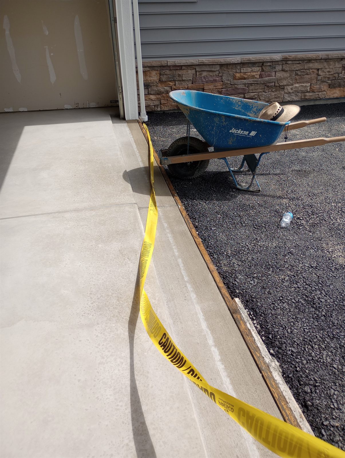 Concrete driveway approach
