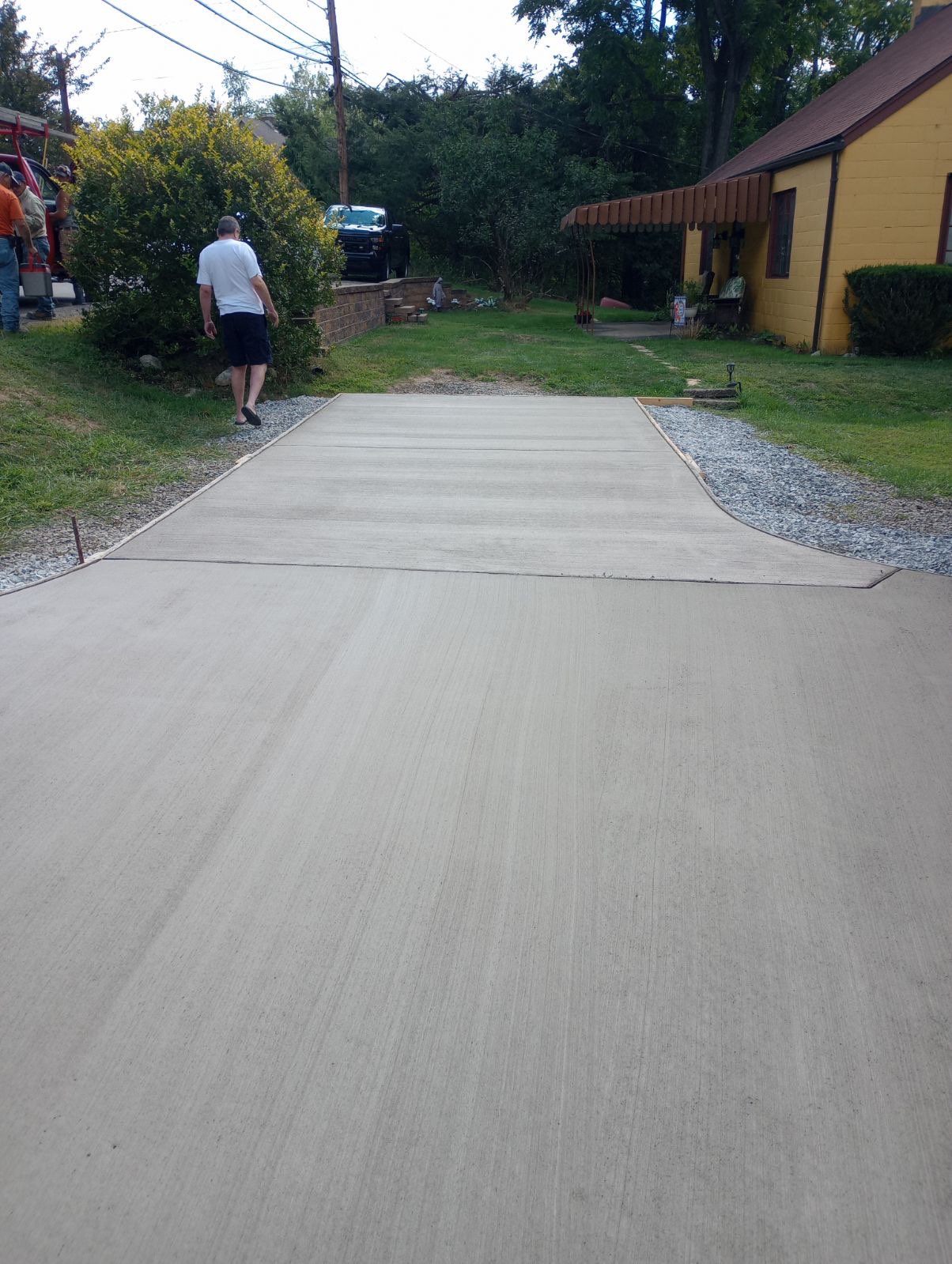 New residential concrete driveway pour